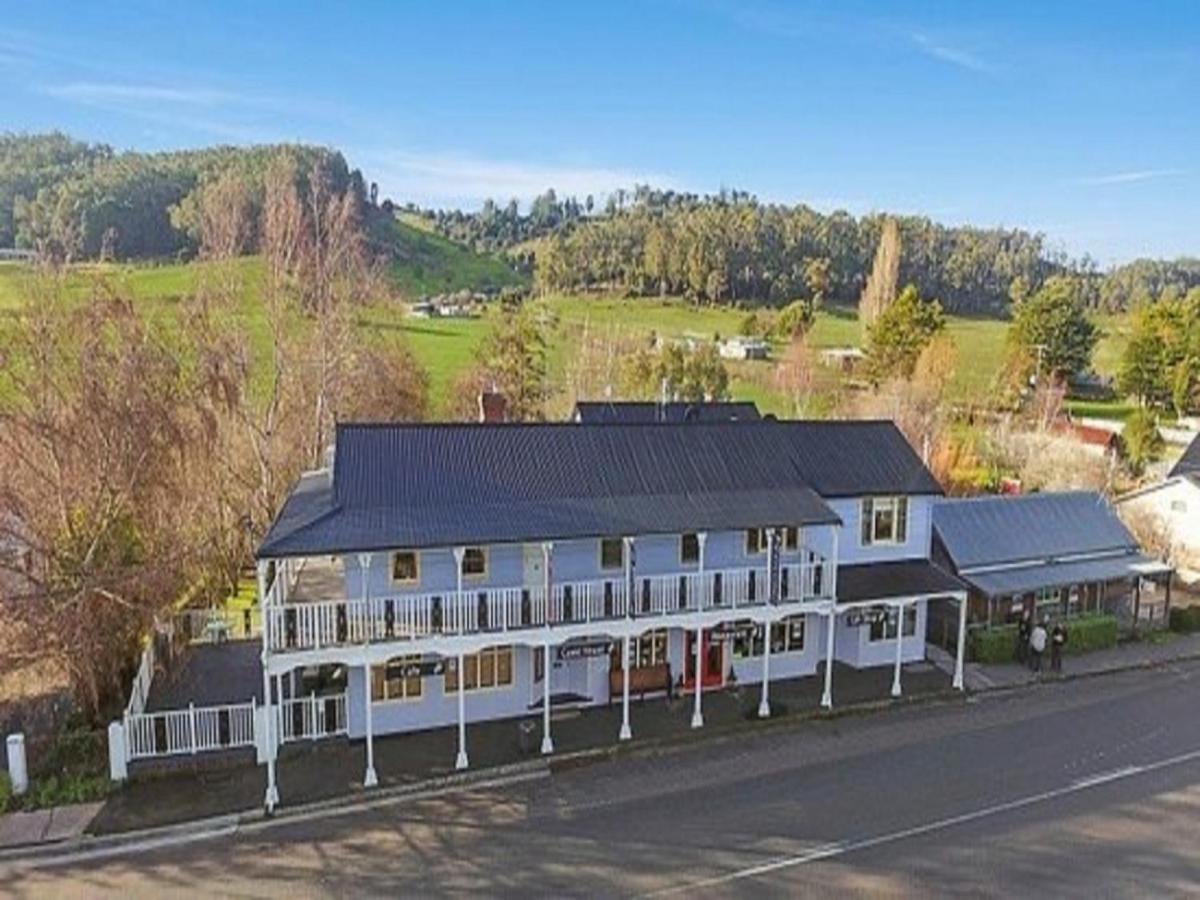 Wandering Trout - Gourmet Stays Mole Creek Exterior foto